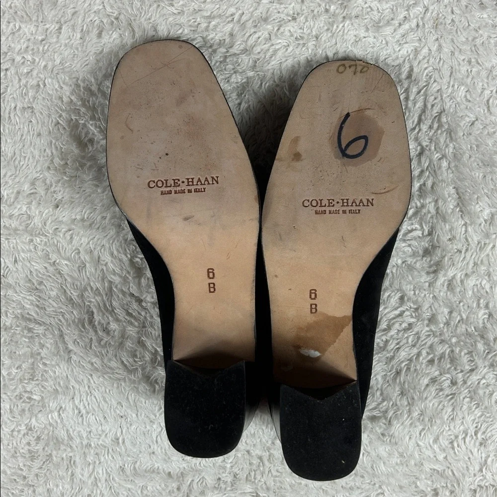 Cole‎ Haan black suede chunky heel loafers, size 6